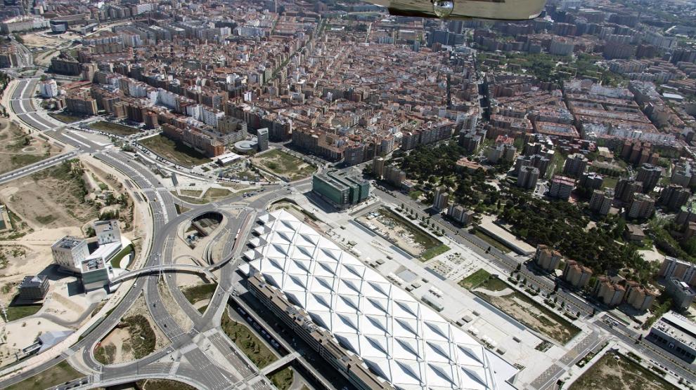 La estación Delicias, rodeada de solares objeto del convenio de Zaragoza Alta Velocidad