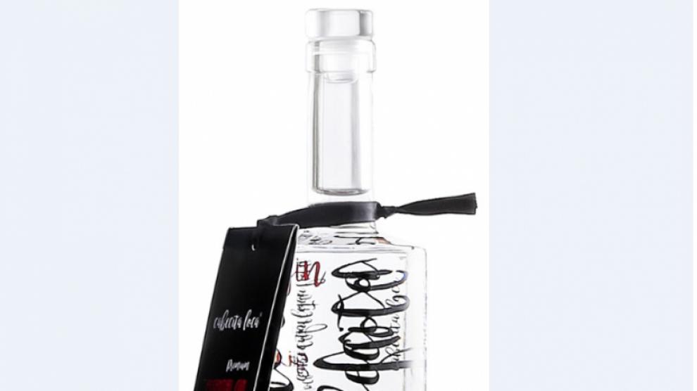 La botella de Essential Gin.