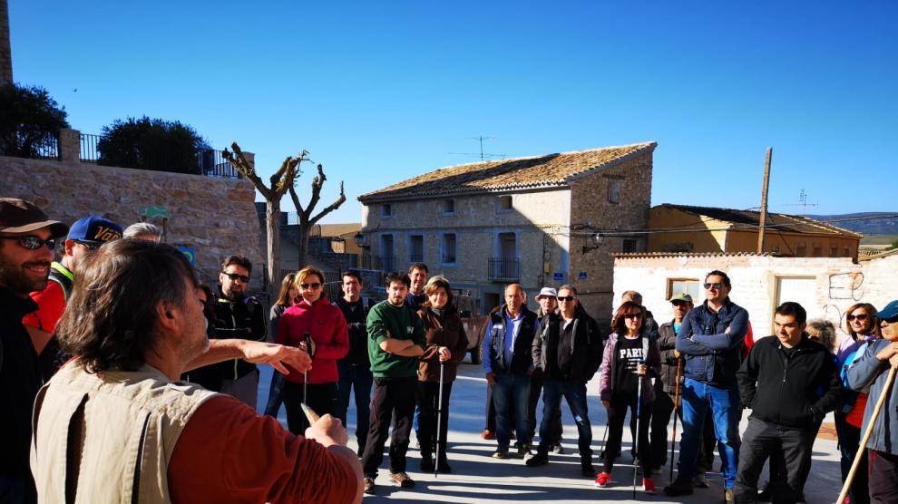 Excursión para conocer los yacimientos fósiles de Pueblo de Albortón.