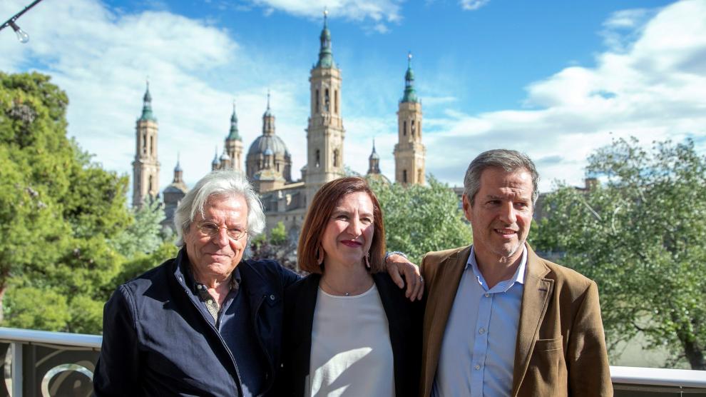 Javier Nart junto a los candidatos de Ciudadanos a la alcaldía de Zaragoza y el Gobierno de Aragón.