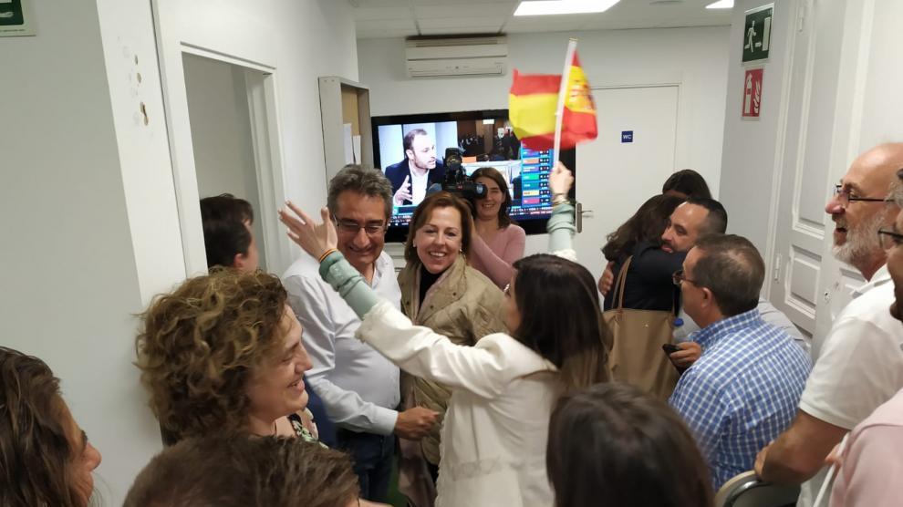 El candidato de Vox a la alcaldía de Zaragoza, Julio Calvo, ayer en la sede del partido