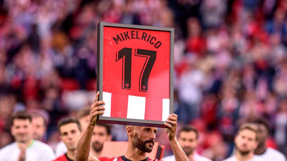 Mikel Rico, durante el homenaje que le tributó el Athletic de Bilbao.