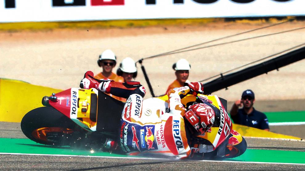 Marquez lidera con autoridad la primera jornada de entrenamientos del Gran Premio de Aragón de Moto GP.