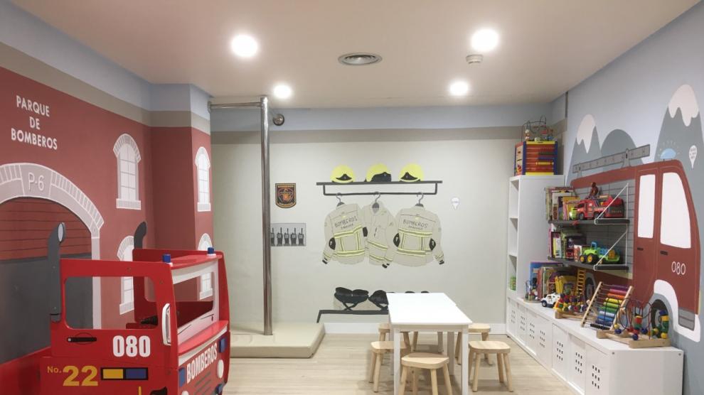 La decoradora Eva Monge ha diseñado la nueva sala de Oncopediatría y Neuropediatría del Infantil.