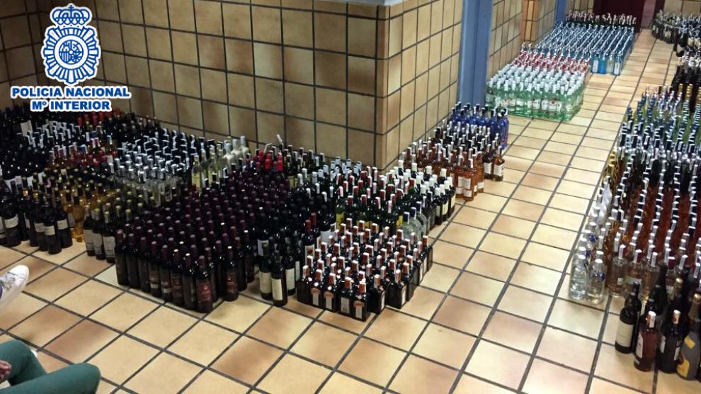 El alijo de 2.061 botellas fue depositado en los calabozos de la Jefatura Superior de Aragón, que se utilizan como almacén.