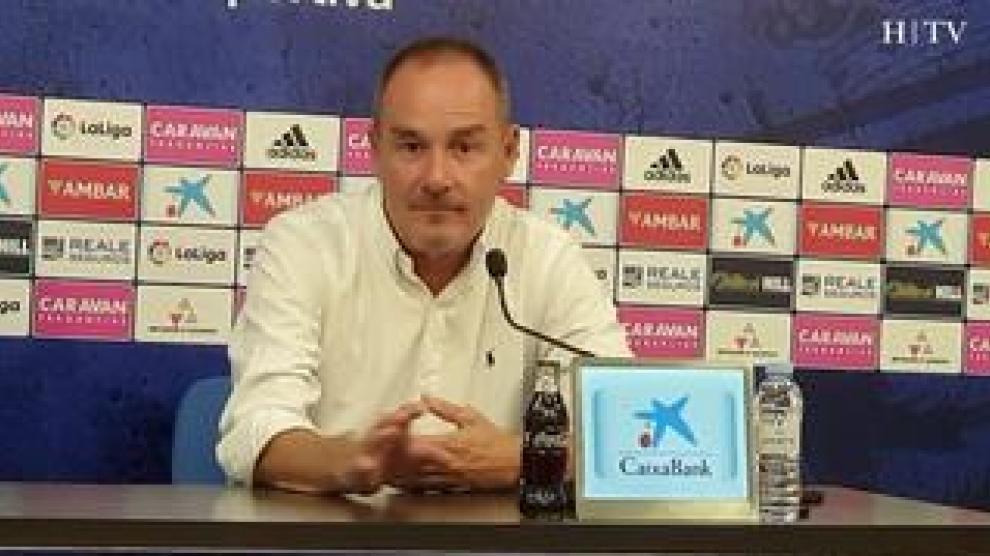 El entrenador del Real Zaragoza, Víctor Fernández, ha valorado este sábado en rueda de prensa la situación del equipo aragonés antes del encuentro contra el Cádiz, que se jugará el domingo en La Romareda.