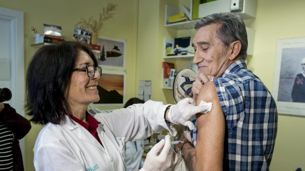 Imagen del inicio de la campaña de vacunación contra la gripe en 2017.