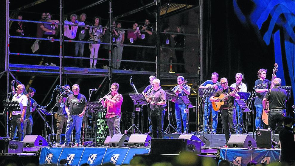 Concierto de la Ronda de Boltaña en pasadas Fiestas del Pilar.