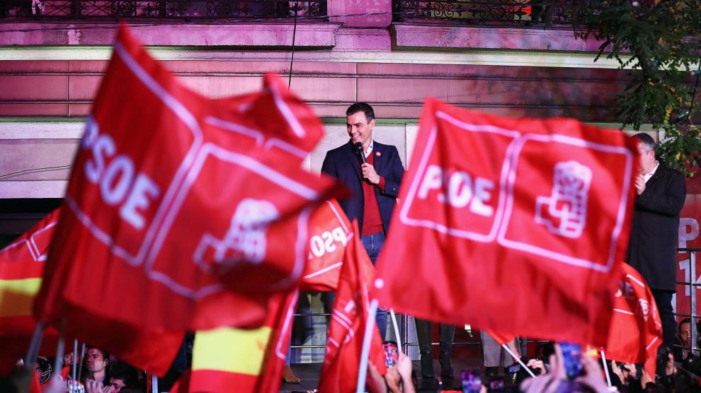 El PSOE celebra la victoria