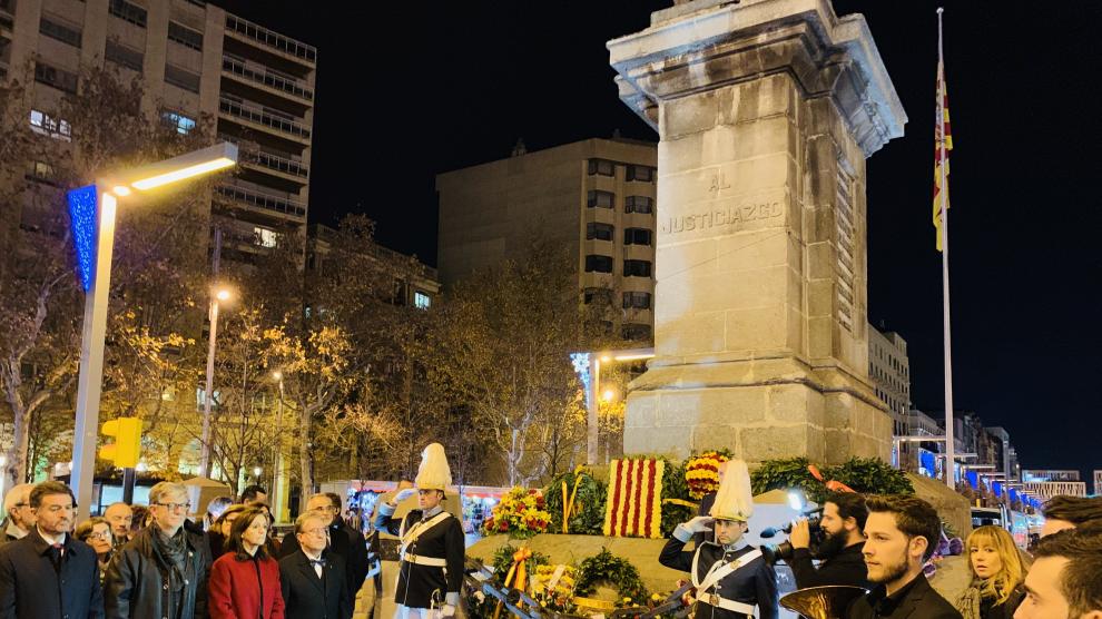 Acto de homenaje al Justicia de Aragón el año pasado.