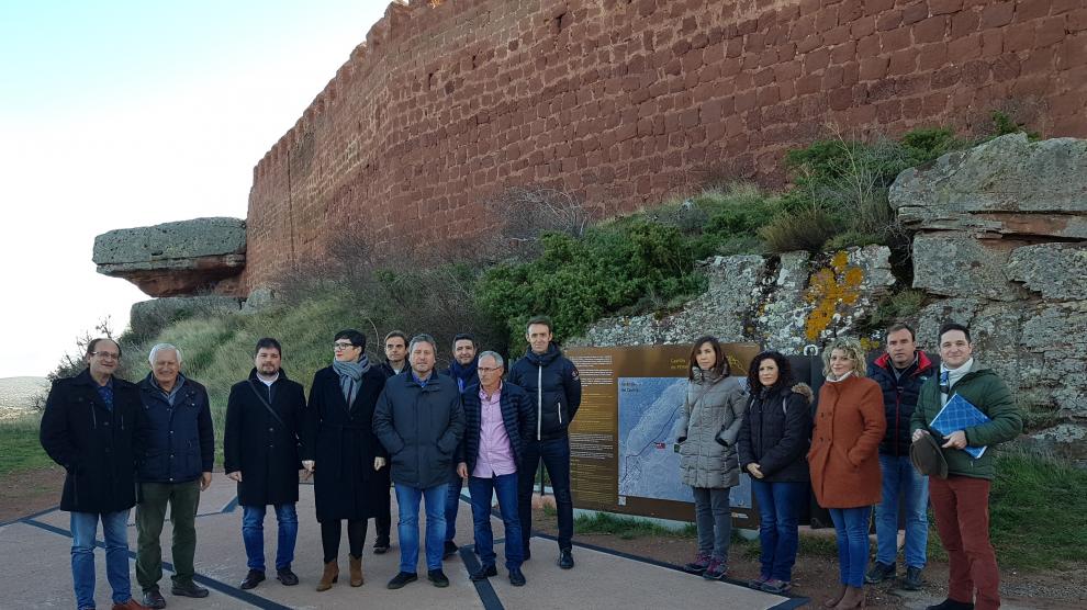 El consejero de Vertebración del Territorio, Movilidad y Vivienda, José Luis Soro, ha visitado el castillo de Peracense
