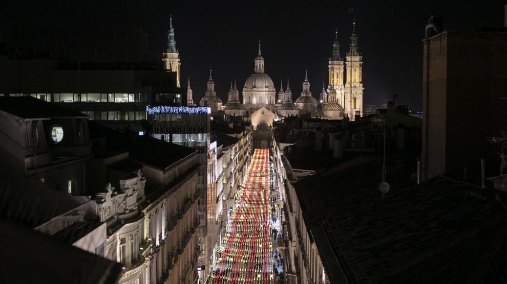 Iluminación navideña en la Calle Alfonso de Zaragoza