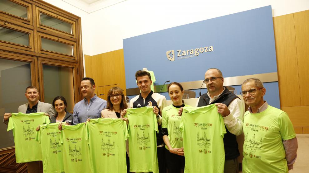 Presentación de la carrera San Silvestre en el Ayuntamiento de Zaragoza.