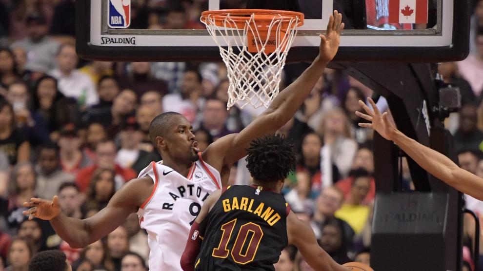 El ala-pívot español de origen congoleño Serge Ibaka, con el número nueve, en el partido del martes.