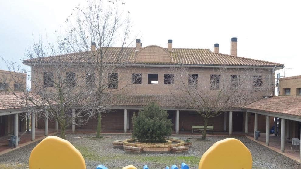 Obras en el albergue y escuela de vida independiente La Sabina, que Down Huesca está construyendo en Fonz