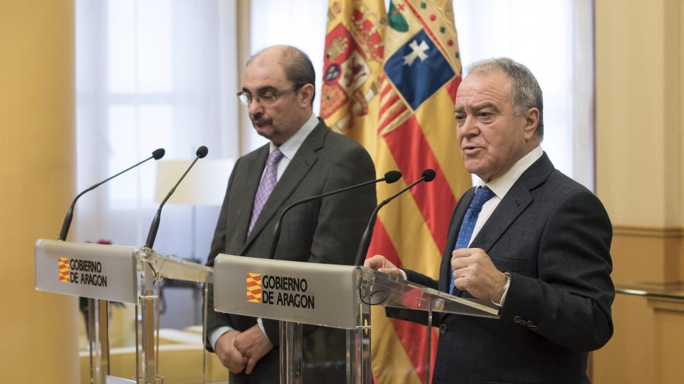Miguel Gracia junto al presidente Javier Lambán, en una imagen de archivo.