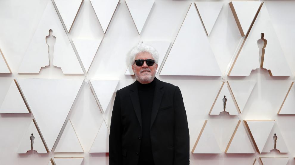 Pedro Almodovar poses on the red carpet during the Oscars arrivals at the 92nd Academy Awards in Hollywood, Los Angeles, California, U.S., February 9, 2020. REUTERS/Eric Gaillard [[[REUTERS VOCENTO]]] [[[HA ARCHIVO]]]
