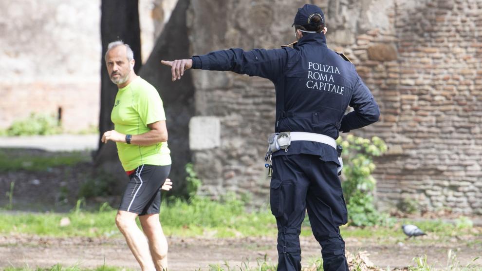 Police enforce coronavirus lockdown in Italy