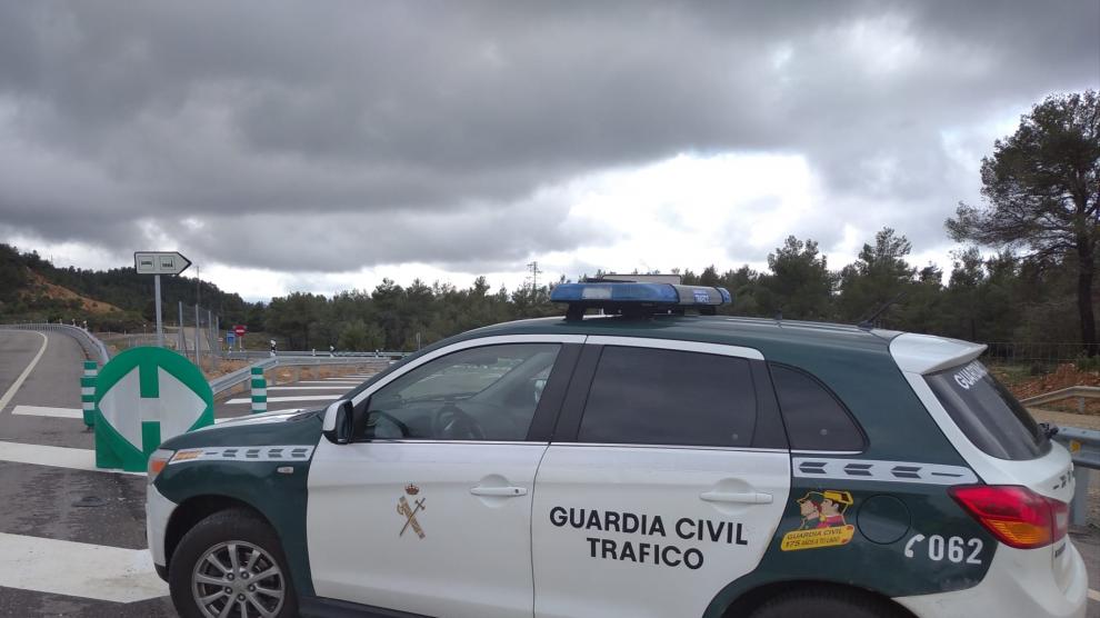 Vehículo de la Guardia Civil de Tráfico en Teruel.