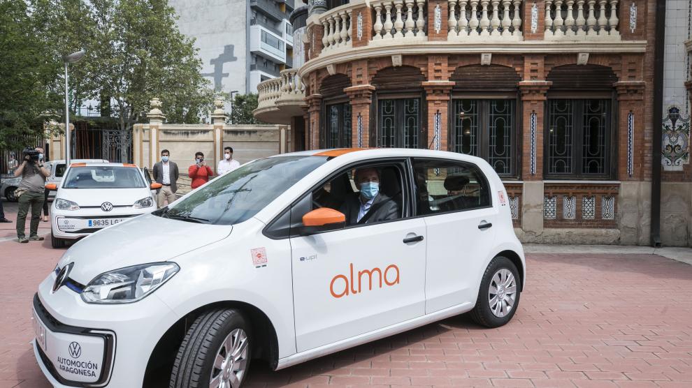 Zaragoza estrena el servicio de coches de alquiler de Alma Mobility