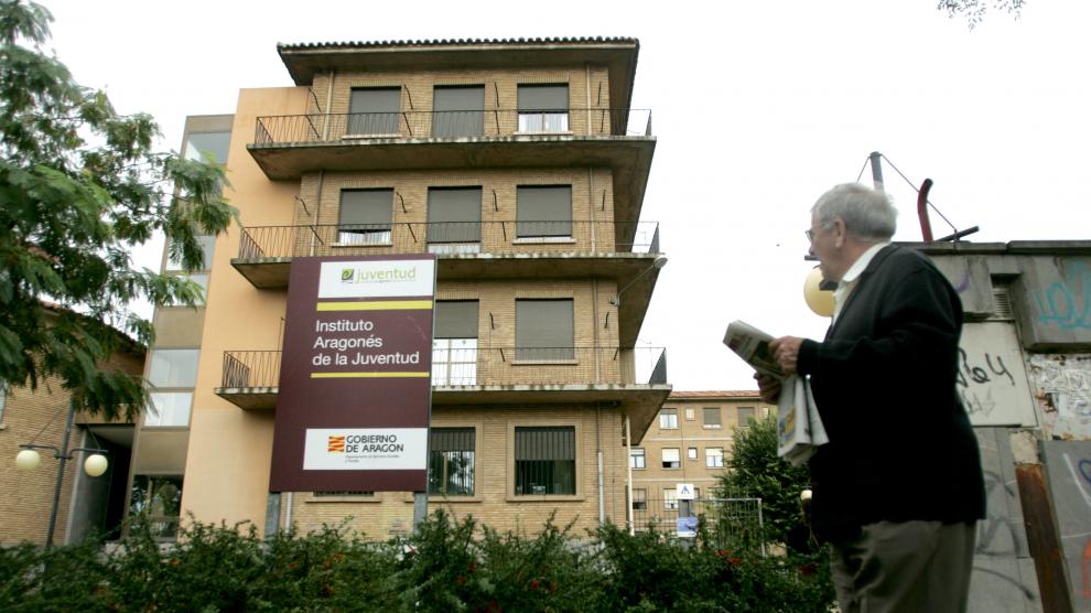 Exterior de la residencia juvenil Baltasar Gracián, ubicada en la calle Franco y López de Zaragoza.