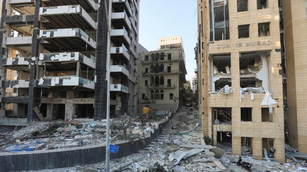 Vista de los destrozos en varios puntos de Beirut causados por las dos explosiones del martes.
