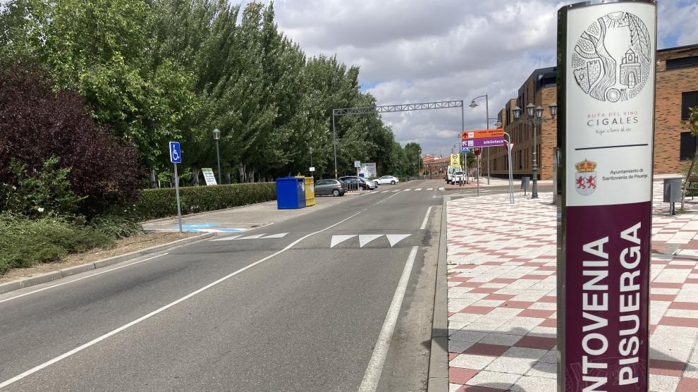 Entrada a la localidad de Santovenia de Pisuerga.
