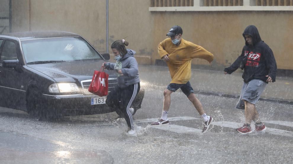 Lluvia en Huesca /18-9-2020 / Foto Rafael Gobantes [[[FOTOGRAFOS]]]