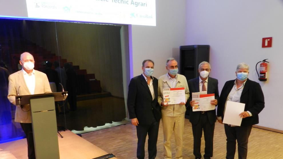 En la imagen, momento en el que se hizo entrega del premio en la Feria de Lérida.
