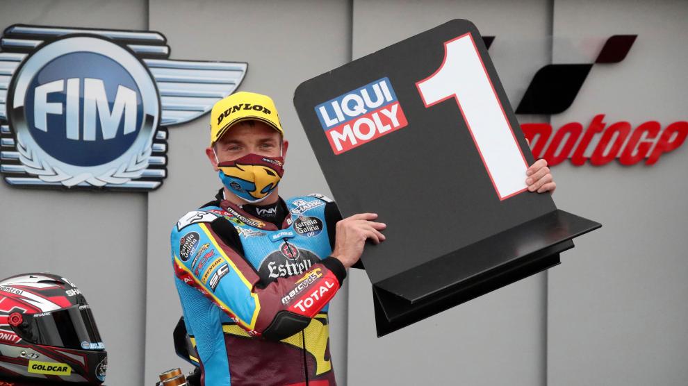 El británico Sam Lowes (Estrella Galicia 0'0 Kalex) consiguió un incuestionable triunfo en el Gran Premio de Teruel de Moto2