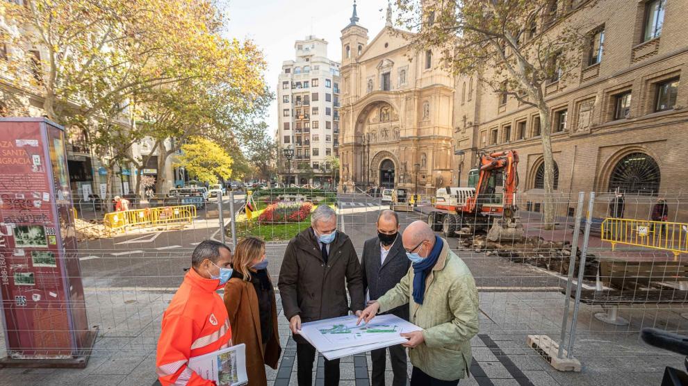 Remodelacion del pavimento en el Paseo de Gracia de Barcelona