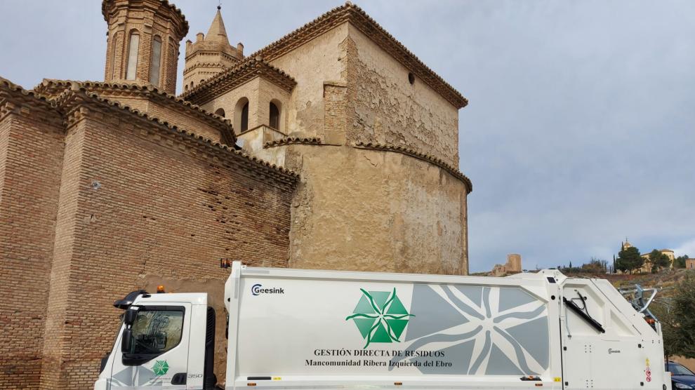 Recogida de residuos urbanos en varios municipios de Zaragoza.