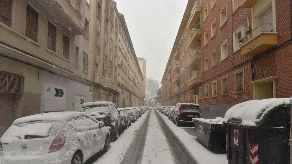 Filomena deja su rastro de nieve en Zaragoza