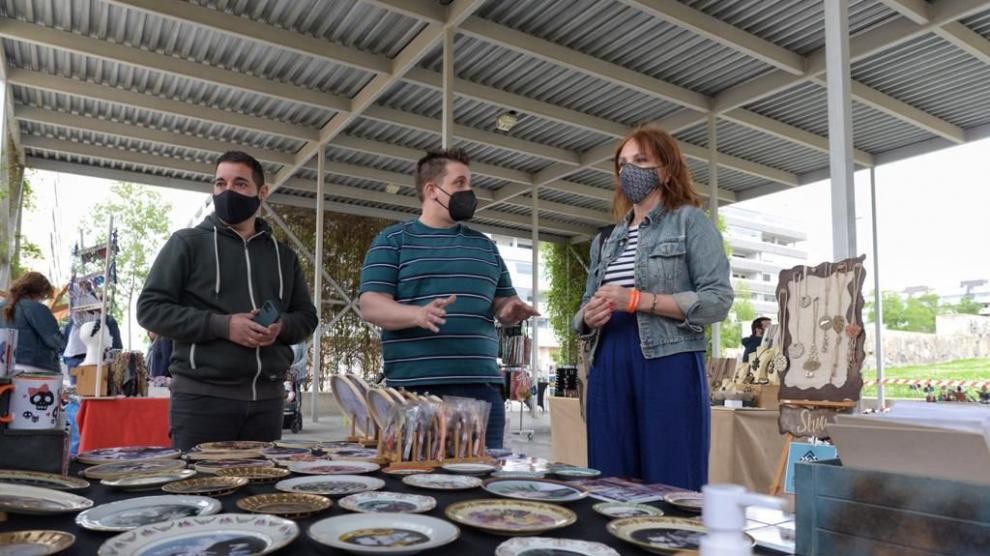 Los Artesanos de Aragón se instalarán cada sábado en el mercado de Parque Venecia de Zaragoza