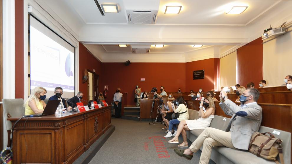 Presentación del programa 'Imprescindibles' de la Fundación Sesé este jueves en la Cámara de Comercio de Zaragoza.