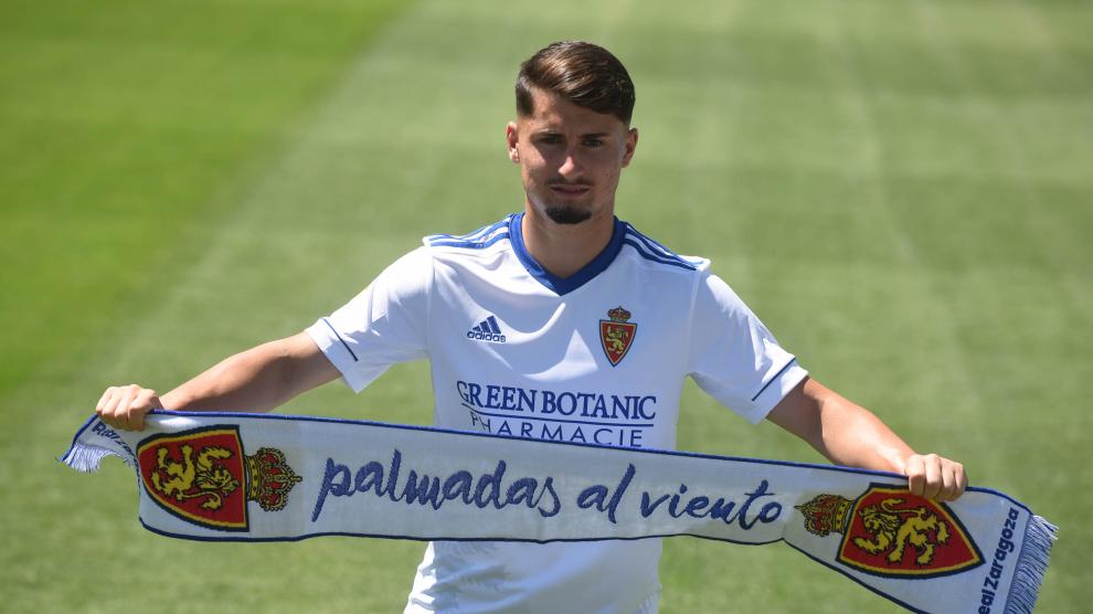 Presentación de Borja Sainz como nuevo jugador del Real Zaragoza.