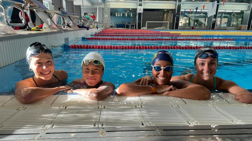 El relevo 4x100 metros libres, con Teresa Perales (segunda por la derecha)