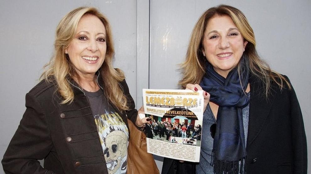 María Mendiola junto a su última pareja musical en el dúo Baccara, Cristina Sevilla.