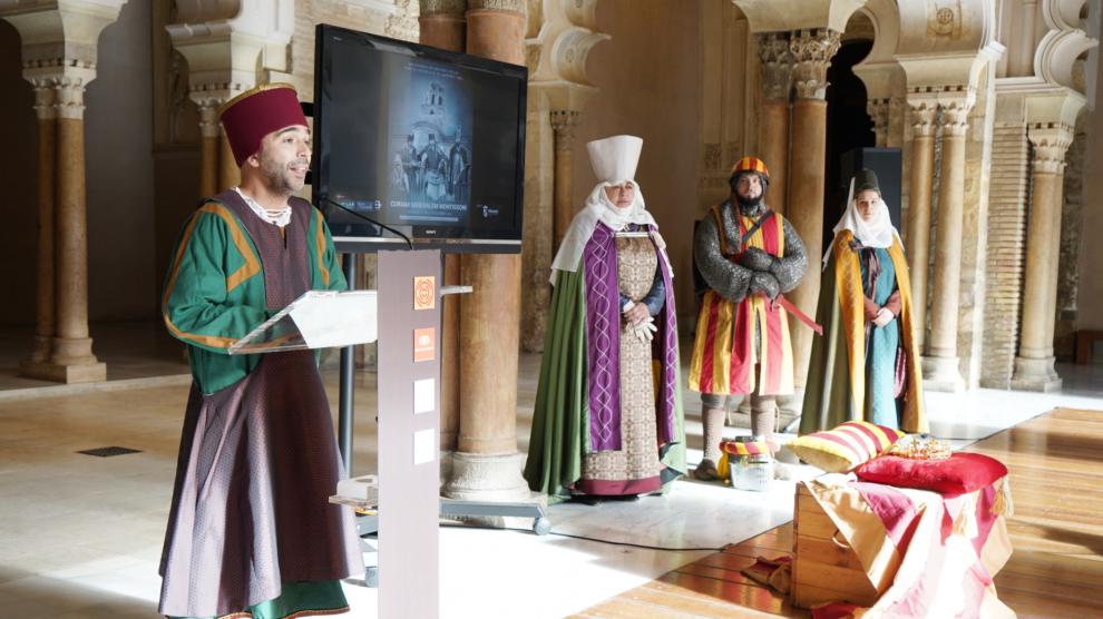 Presentación en el Palacio de La Aljafería de las jornadas de recreación histórica que va a celebrar Monzón.