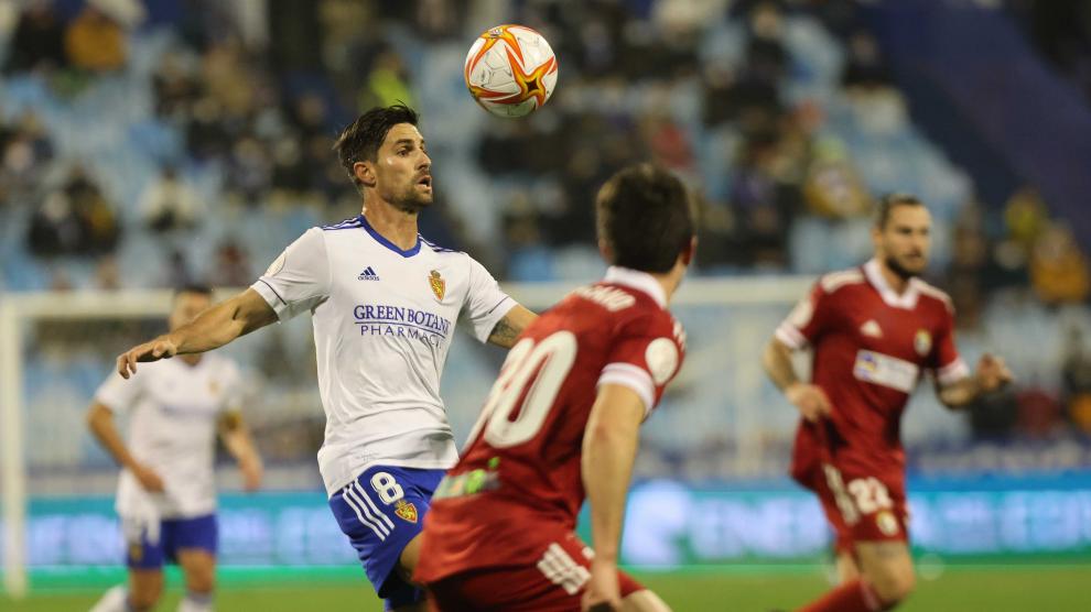 Partido de Copa del Rey entre el Real Zaragoza y el Burgos