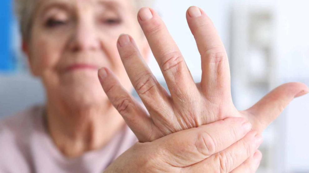 Artrosis: síntomas y tratamiento de la primera causa de incapacidad  permanente