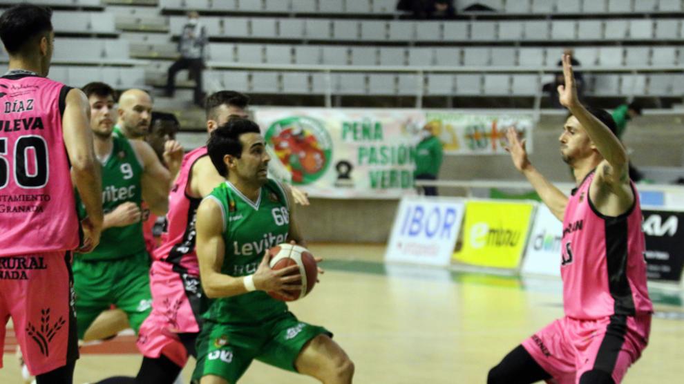 EL base del Levitec Huesca, Ayoze Alonso, fue uno de los jugadores destacados del equipo.
