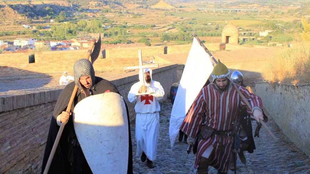 Las entradas tienen un precio de 4,50 euros e incluyen el acceso al castillo y la asistencia a la recreación.