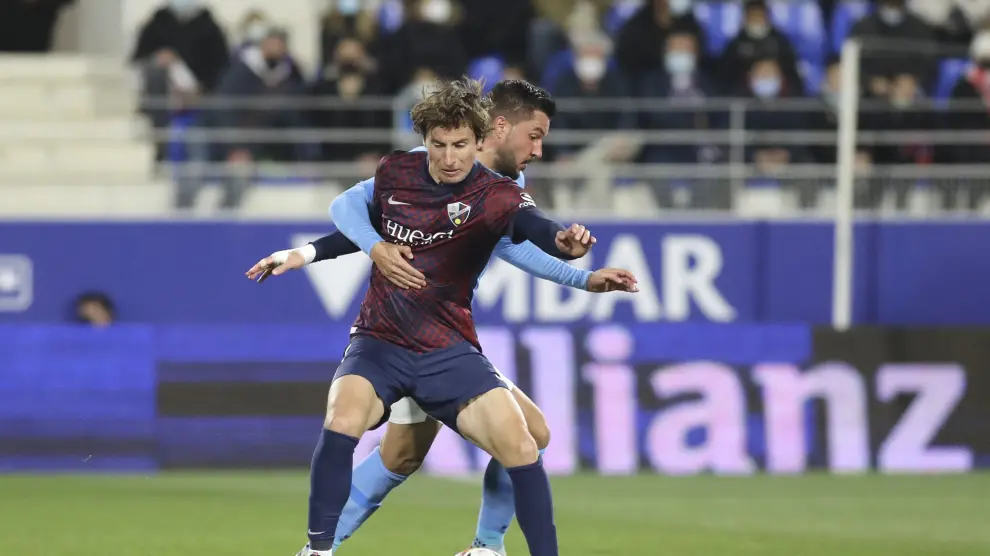 Pedro Mosquera acaba contrato en verano, pero podría renovar.