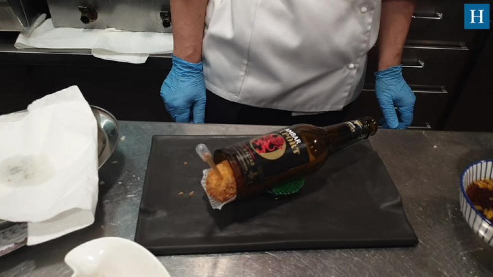 Así se hace la mejor croqueta de Zaragoza, en vídeo