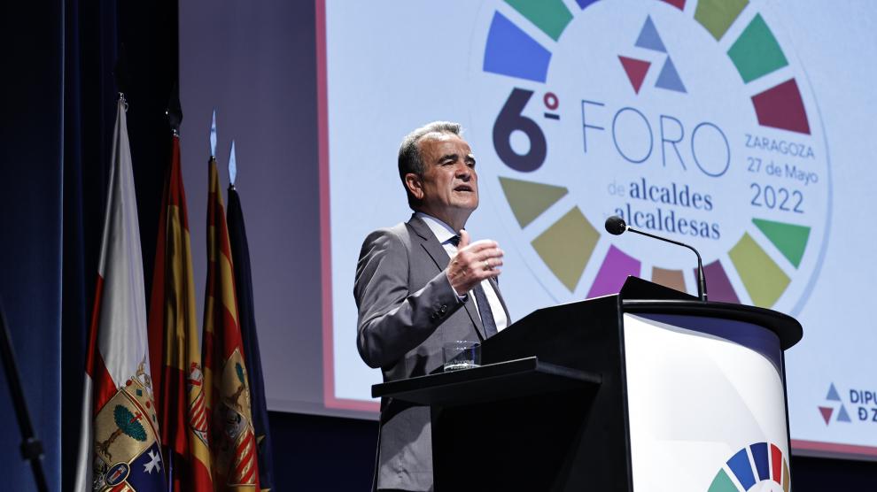 Juan Antonio Sánchez Quero, este viernes durante el discurso de apertura del VI foro de alcaldes y alcaldesas de la provincia de Zaragoza que se ha recuperado tras el parón por la pandemia