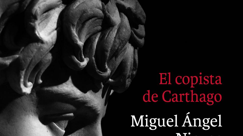 Detalle de la portada del libro de Miguel Ángel Nievas.