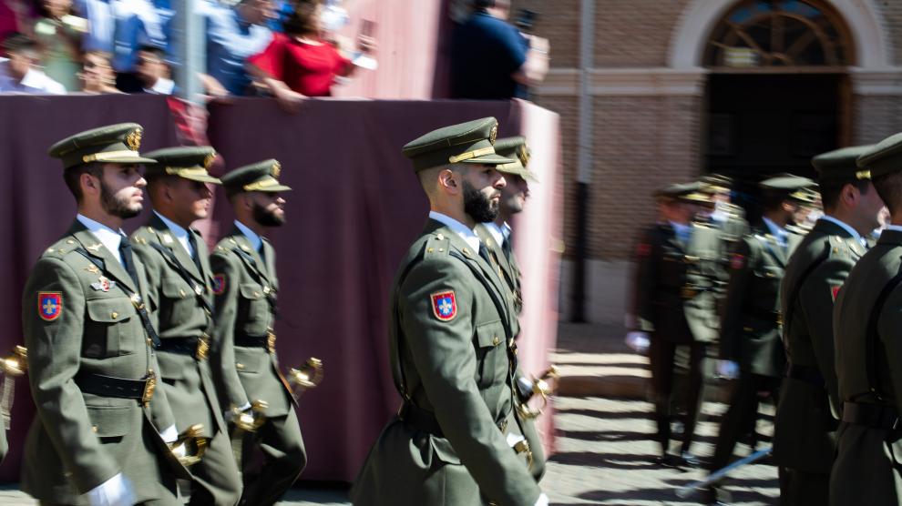 La Academia General Militar celebra la entrega de despachos esta mañana cfon 397 nuevos oficiales del Ejércvito de Tierra y la Guardia Civil tras dos años de pandemia en los que no se hacía en público.