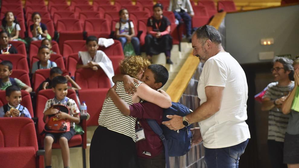 Más de 90 niños saharauis regresan a Aragón para unas 'Vacaciones en paz'.