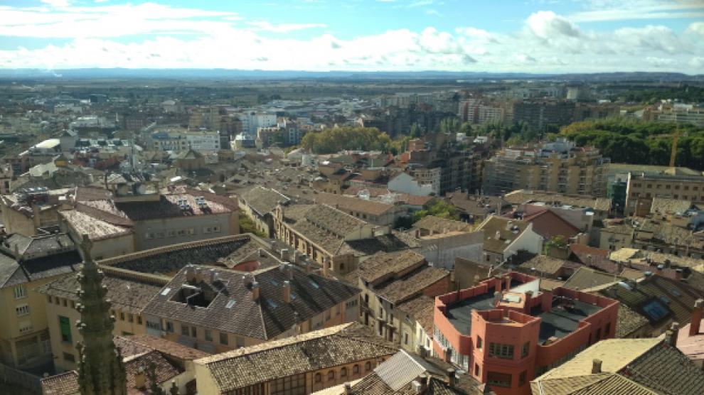 Vista aérea de parte del casco urbano de Huesca en imagen de archivo.